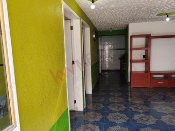 ¡Tu hogar ideal!  Amplia casa de 5 recámaras en La Sardaña, Tultitlán.