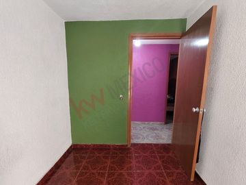 ¡Tu hogar ideal!  Amplia casa de 5 recámaras en La Sardaña, Tultitlán.