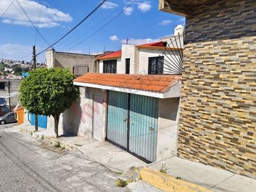 ¡Tu hogar ideal!  Amplia casa de 5 recámaras en La Sardaña, Tultitlán.