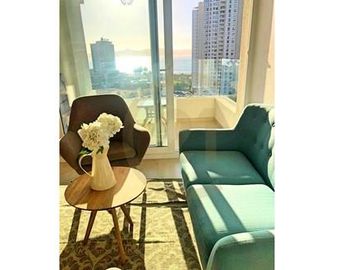Se vende departamento amoblado en sector Peñuelas