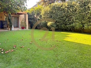 CASA EN VENTA LOS TRAPENSES 6 DORMITORIOS