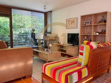 CASA EN VENTA LOS TRAPENSES 6 DORMITORIOS