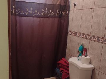 SE VENDE casa de un piso dos recámaras en zona de VIRREYES