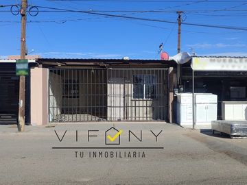 SE VENDE casa de un piso dos recámaras en zona de VIRREYES