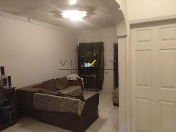 SE VENDE casa de un piso dos recámaras en zona de VIRREYES