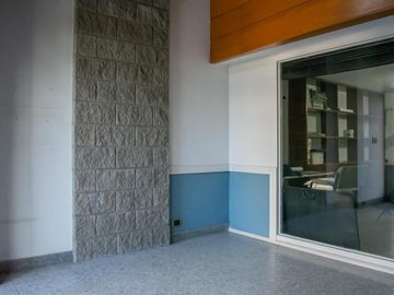 Depósito  con oficinas en venta en  Martinez - Inmejorable Ubicación!
