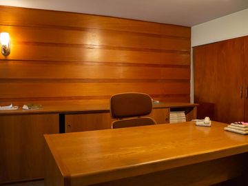 Depósito  con oficinas en venta en  Martinez - Inmejorable Ubicación!