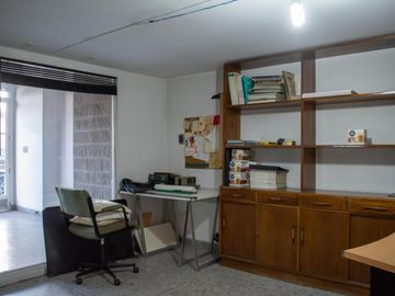 Depósito  con oficinas en venta en  Martinez - Inmejorable Ubicación!