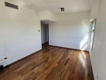Espectacular  2 ambientes 50 m2. Gran CALIDAD.- Vistas inmejorables .- Cocina Separada