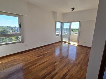 Espectacular  2 ambientes 50 m2. Gran CALIDAD.- Vistas inmejorables .- Cocina Separada