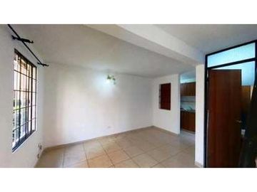 CASA EN VENTA EN CANTALEJO COLINA CAMPESTRE, MANZANEDA 2