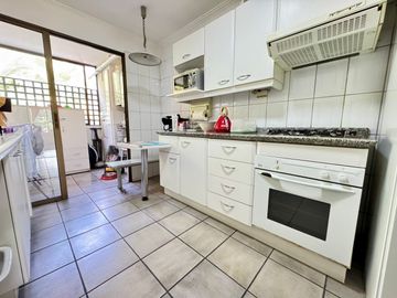Departamento En Venta De 4 Dorm. En Lo Barnechea