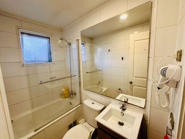 En venta hermosa casa con piscina, PADRE HURTADO
