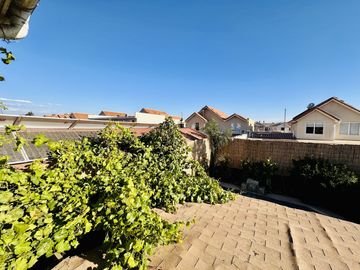 En venta hermosa casa con piscina, PADRE HURTADO
