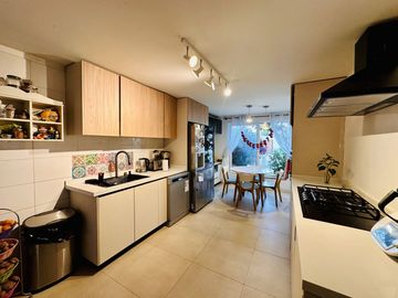 En venta hermosa casa con piscina, PADRE HURTADO