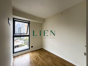 Flat de estreno con vista externa y buen distribucion en San Isidro Financiero