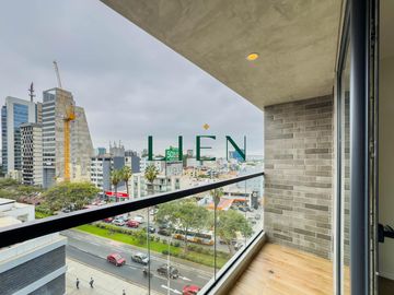 Flat de estreno con vista externa y buen distribucion en San Isidro Financiero