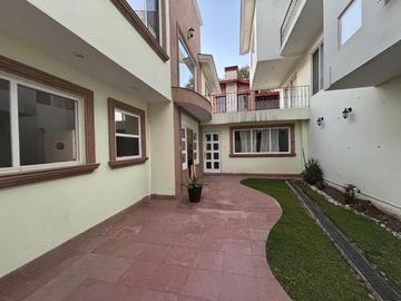 2 Casas en Condominio Horizontal y terreno anexo