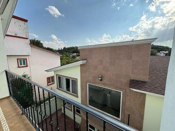 2 Casas en Condominio Horizontal y terreno anexo
