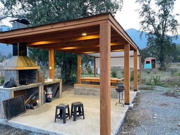 Parcela en Venta en Parcela en Condominio con casa, gran piscina, quincho, Hacienda el Belloto en Sector Rangue, Laguna de Aculeo, Paine
