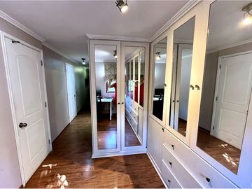 Casa en condominio, 4D y 3B + servicios