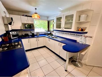 Casa en condominio, 4D y 3B + servicios