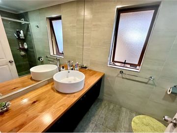 Casa en condominio, 4D y 3B + servicios
