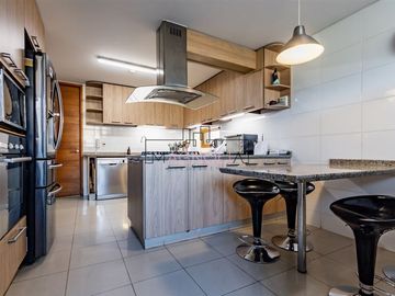 Departamento en Venta en MARAVILLOSO DÚPLEX COLEGIO PADRE HURTADO Y JUANITA DE LOS ANDES
