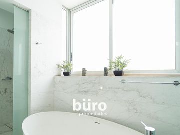 DEPARTAMENTO EN VENTA DE 4 DORMS COMPLETOS CON JARDÍN EN EL OLIVAR SAN ISIDRO