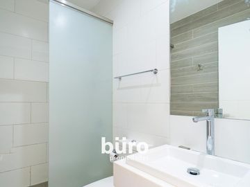 DEPARTAMENTO EN VENTA DE 4 DORMS COMPLETOS CON JARDÍN EN EL OLIVAR SAN ISIDRO