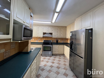 ¡OPORTUNIDAD! DEPARTAMENTO  EN VENTA CON VISTA  AL MAR, LARCOMAR MIRAFLORES