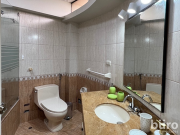 ¡OPORTUNIDAD! DEPARTAMENTO  EN VENTA CON VISTA  AL MAR, LARCOMAR MIRAFLORES