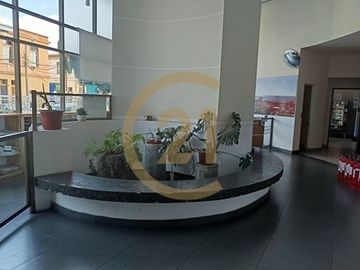 Se Vende Lindo Depto. Amueblado Edificio Geopark