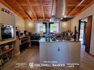 VENTA Casa Villa La Angostura 330M2 B° Privado Cumelén.