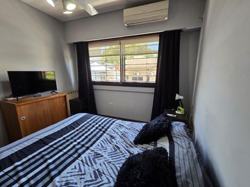 Excelente Casa de 5 Ambientes de 3 Plantas - Patio/Parrilla - Terraza