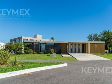 Venta casa en  Altos de Campo Grande