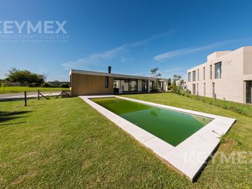Venta casa en  Altos de Campo Grande
