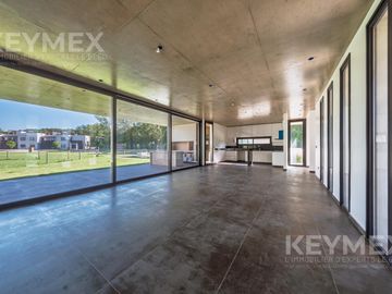 Venta casa en  Altos de Campo Grande