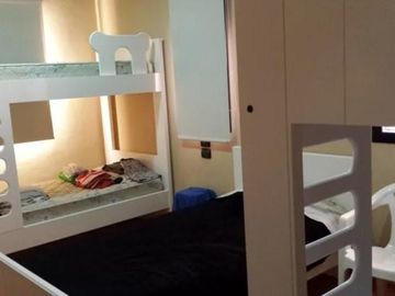 Casa en venta - 4 dormitorios 3 baños - 3.6 Ha- La Plata