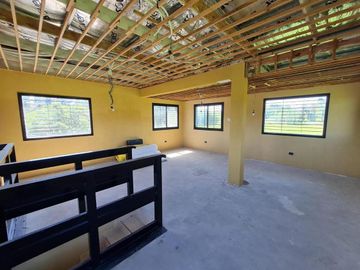 Casa en venta - 4 dormitorios 3 baños - 3.6 Ha- La Plata