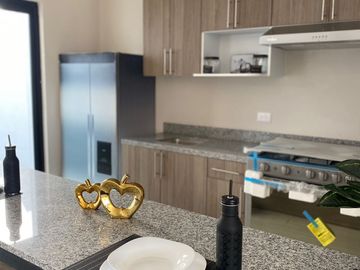 VENTA CASA EN LOMAS DE ANGELOPOLIS, PUEBLA