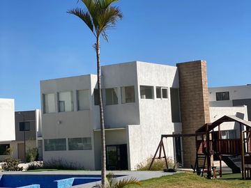 VENTA CASA EN LOMAS DE ANGELOPOLIS, PUEBLA