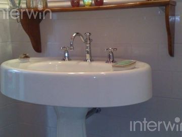 Casa en Tigre - 4 Ambientes - Arquitectura de principios del Siglo XX. Zona privilegiada - VENTA