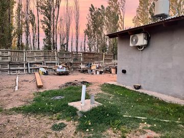 VENTA DE CASA EN PLOTTIER B° LAS BRISAS, 3 HABITACIONES