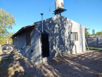 VENTA DE CASA EN PLOTTIER B° LAS BRISAS, 3 HABITACIONES