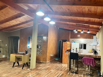 VENTA DE CASA EN PLOTTIER B° LAS BRISAS, 3 HABITACIONES
