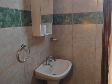 VENTA DE CASA EN PLOTTIER B° LAS BRISAS, 3 HABITACIONES