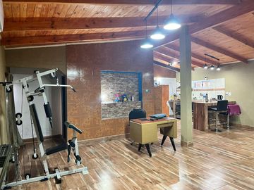 VENTA DE CASA EN PLOTTIER B° LAS BRISAS, 3 HABITACIONES