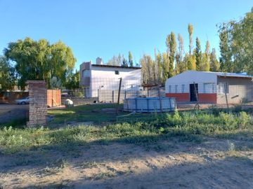 VENTA DE CASA EN PLOTTIER B° LAS BRISAS, 3 HABITACIONES