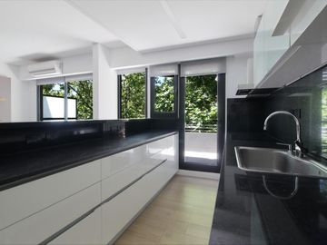 ¡Oportunidad! Departamento de 3 Ambientes con Cochera en Palermo Hollywood